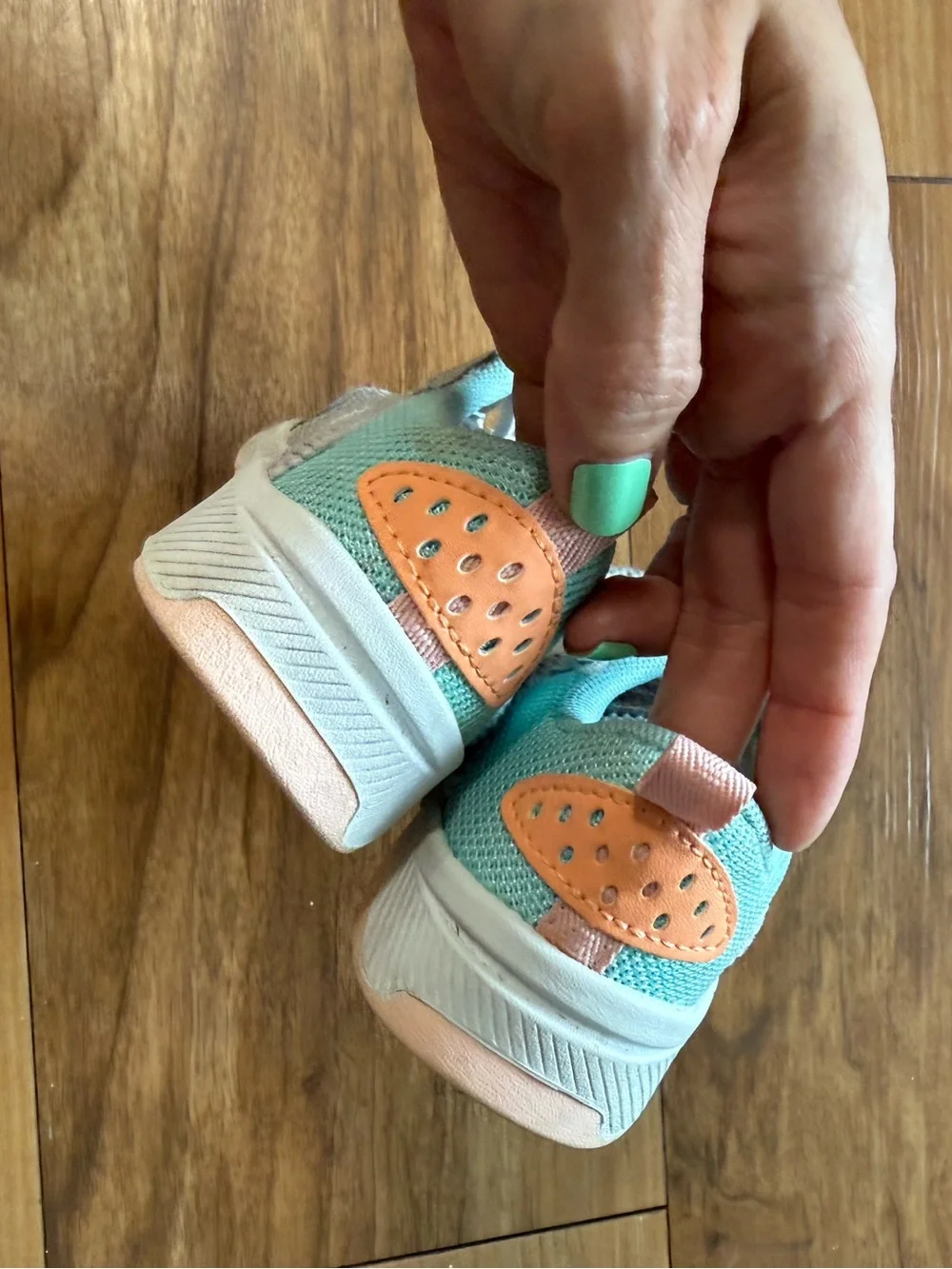 New Balance DynaSoft 545 Toddler Sneakers Mint Peach Size 9